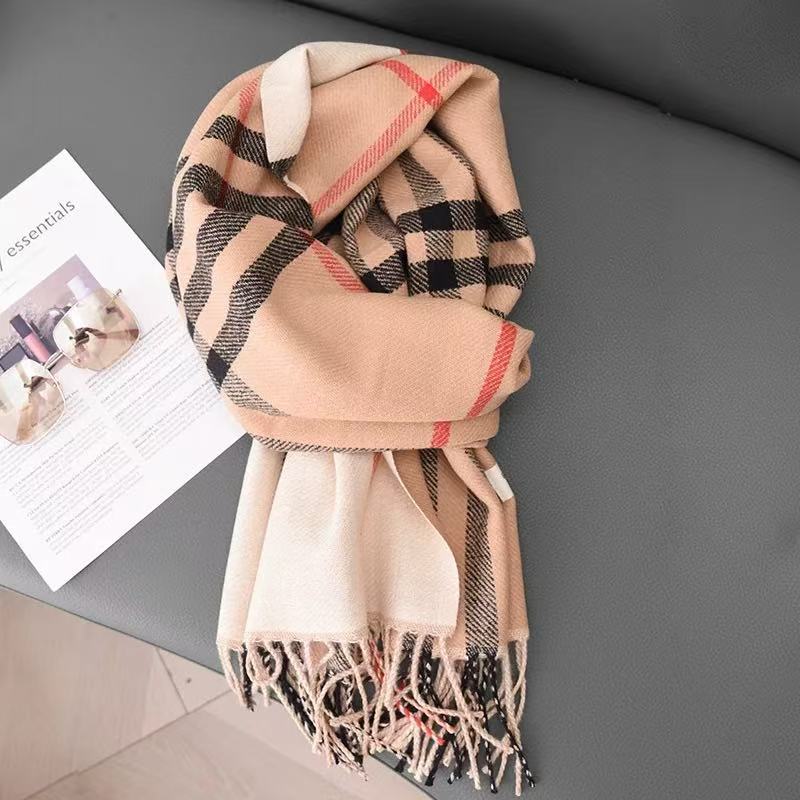 2700  秋冬新款仿羊绒长围巾时尚围脖护颈保暖软糯拼色披肩