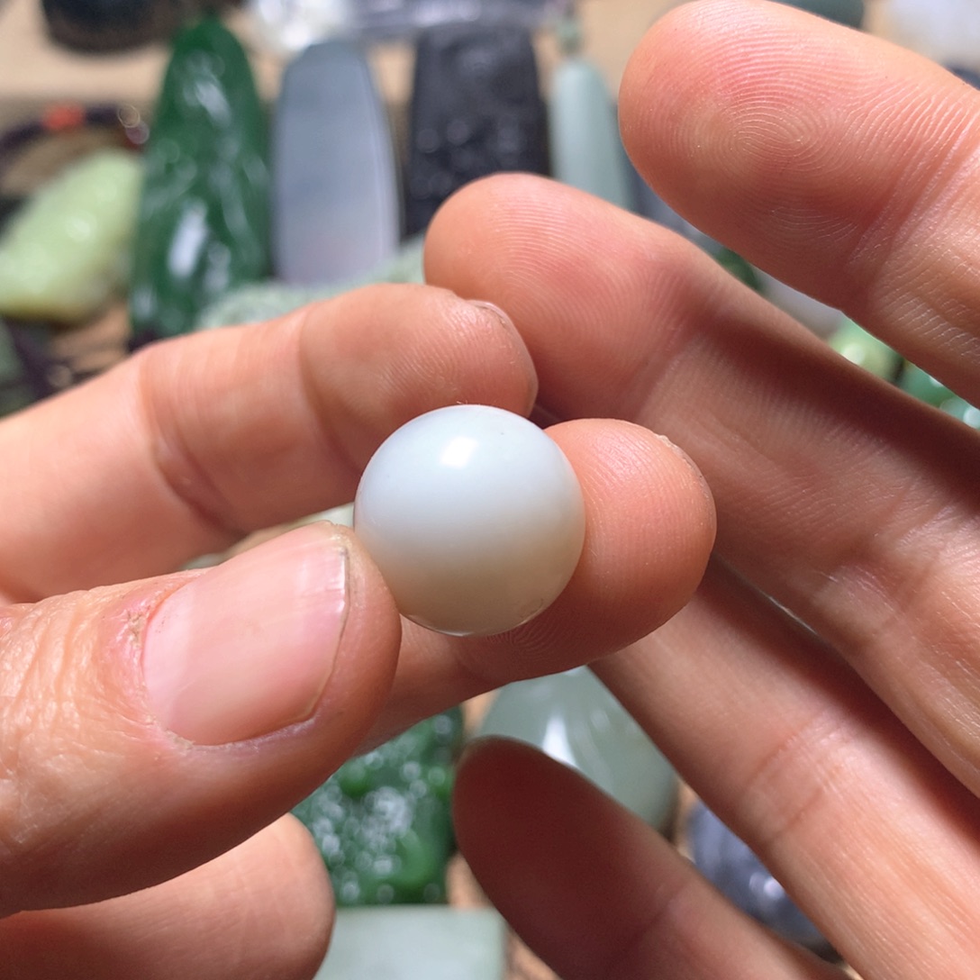 和田玉颈饰未镶嵌十*夜