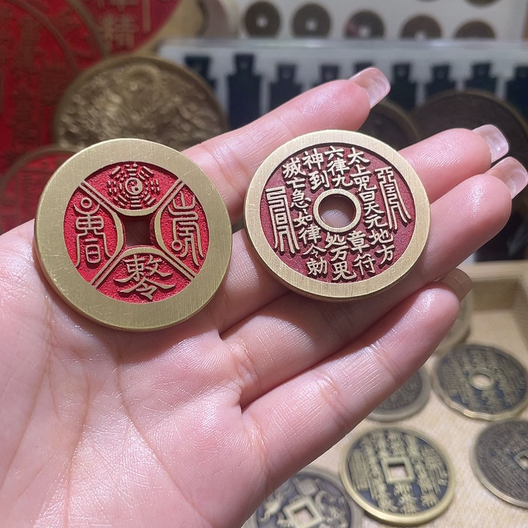 铜铜现代仿制工艺品花钱