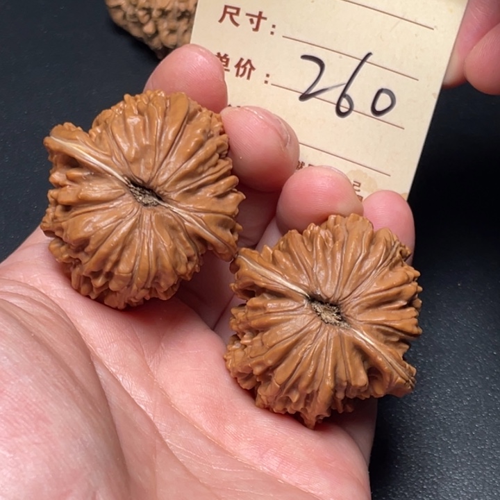 把件文玩核桃四座楼42尺以打底260