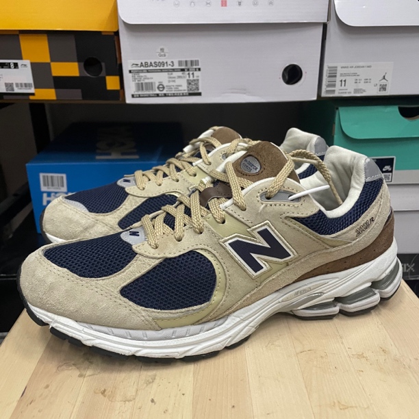 43码/NB2002R 米黄/51260/休闲鞋/95新无原盒/ML2002R5