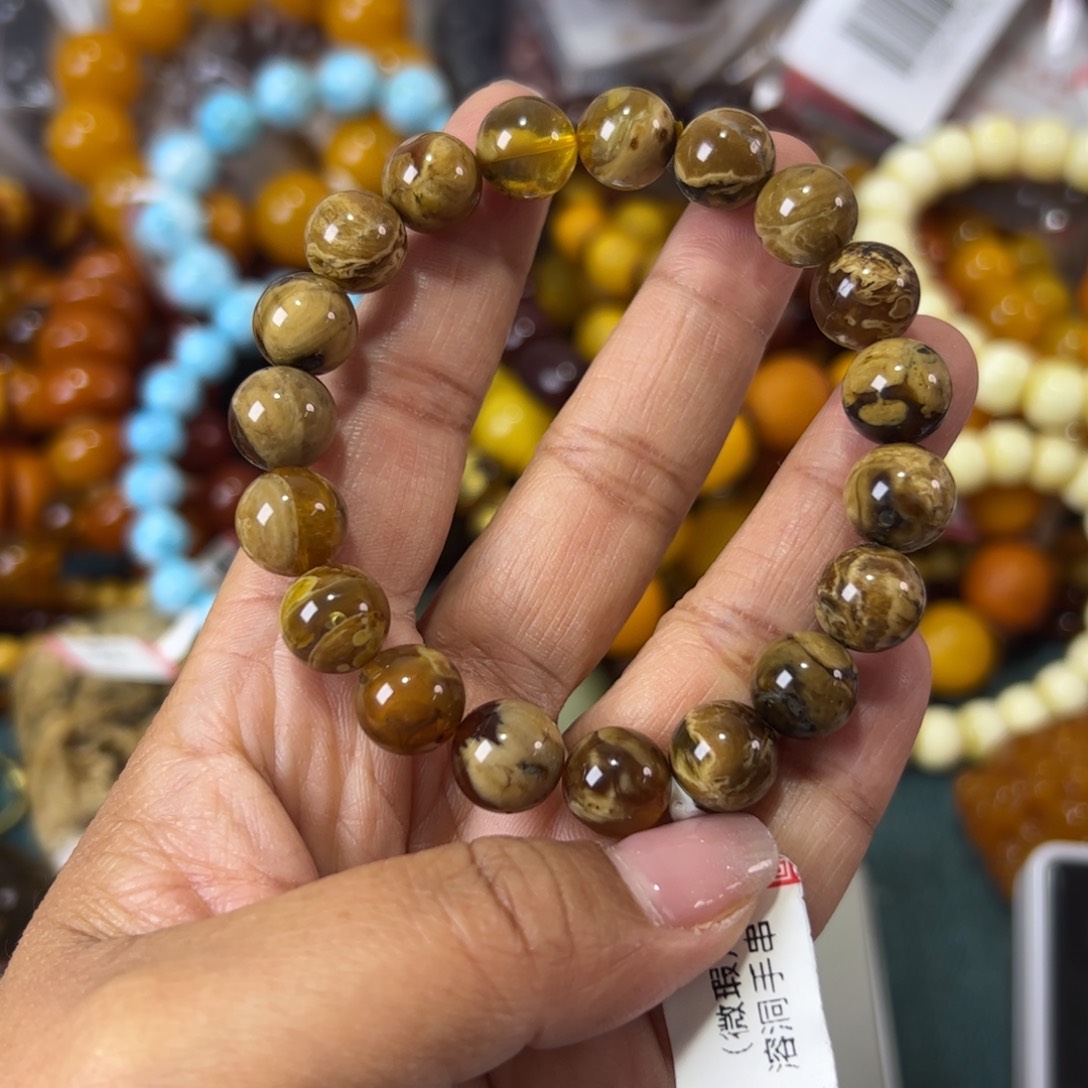 未镶嵌琥珀珠宝奇石1454