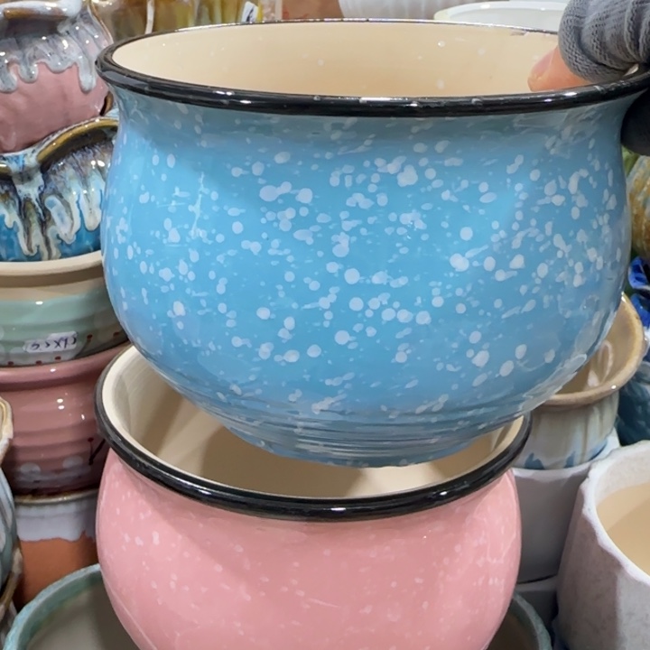 凑9块包邮，有孔，陶瓷花盆