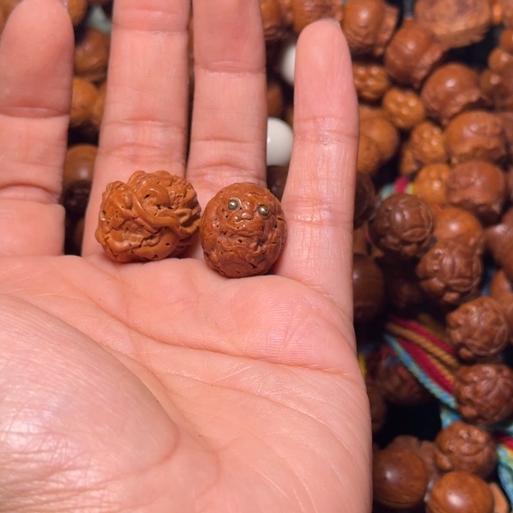桃核吊坠龙貔貅桃核
