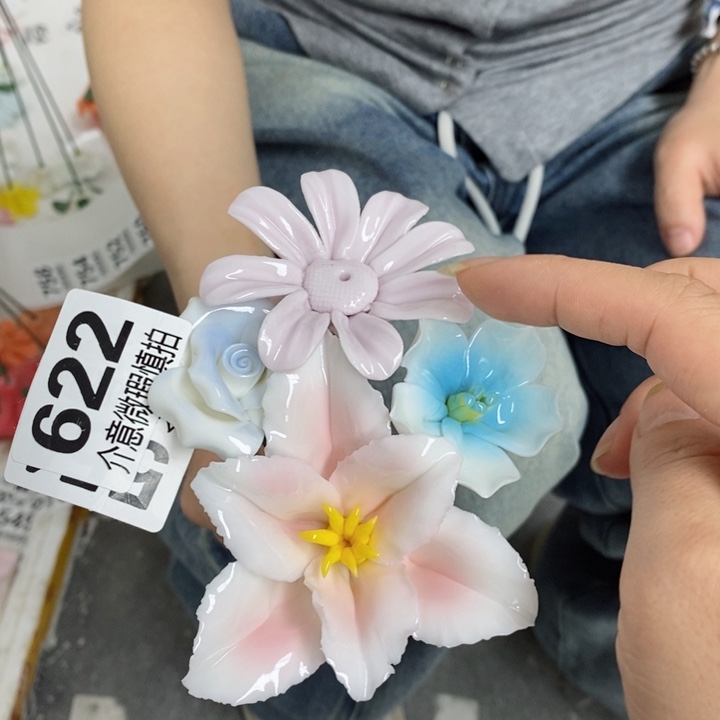 摆件陶瓷材料加工