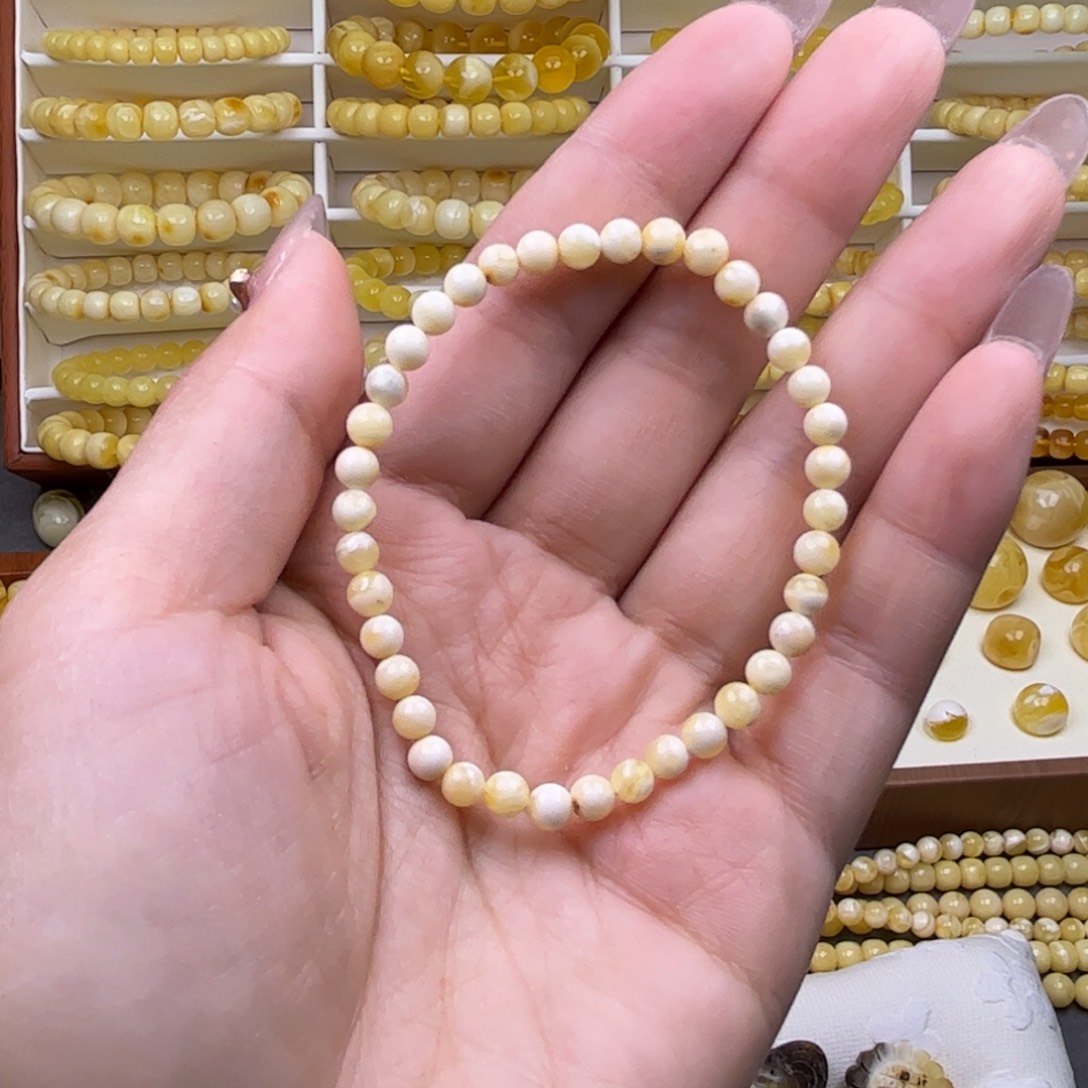 琥珀未镶嵌裸石瓷白妖花