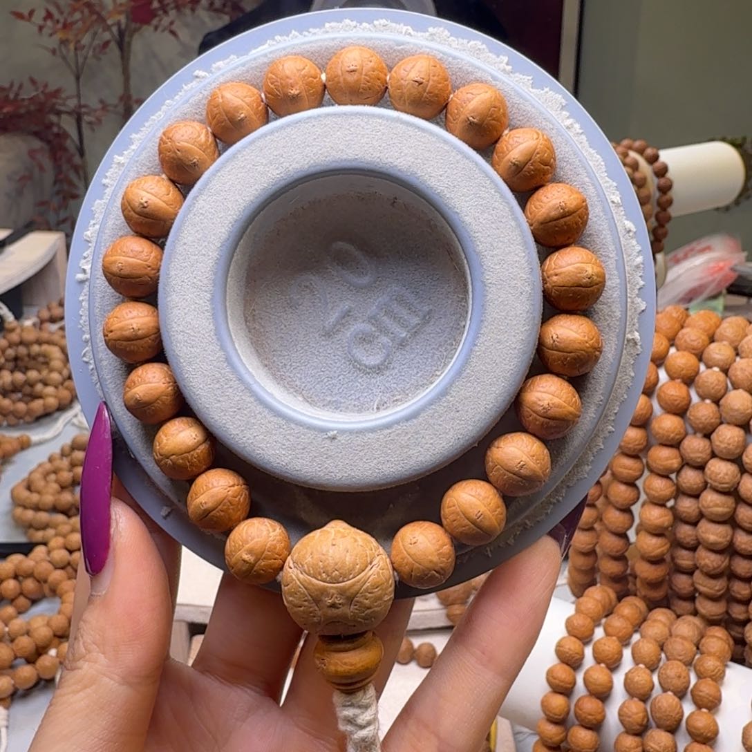 凤眼菩提吊坠10.8-11.1高山树正圆精品