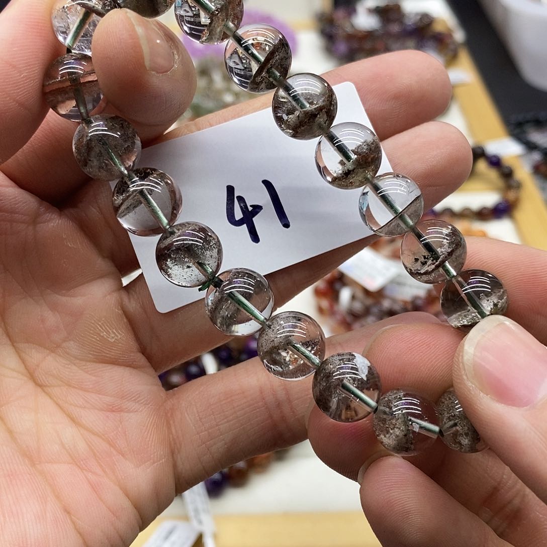 水晶手串未镶嵌天然