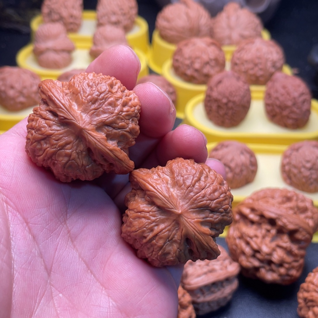 过***客文玩核桃吊坠血麒麟41