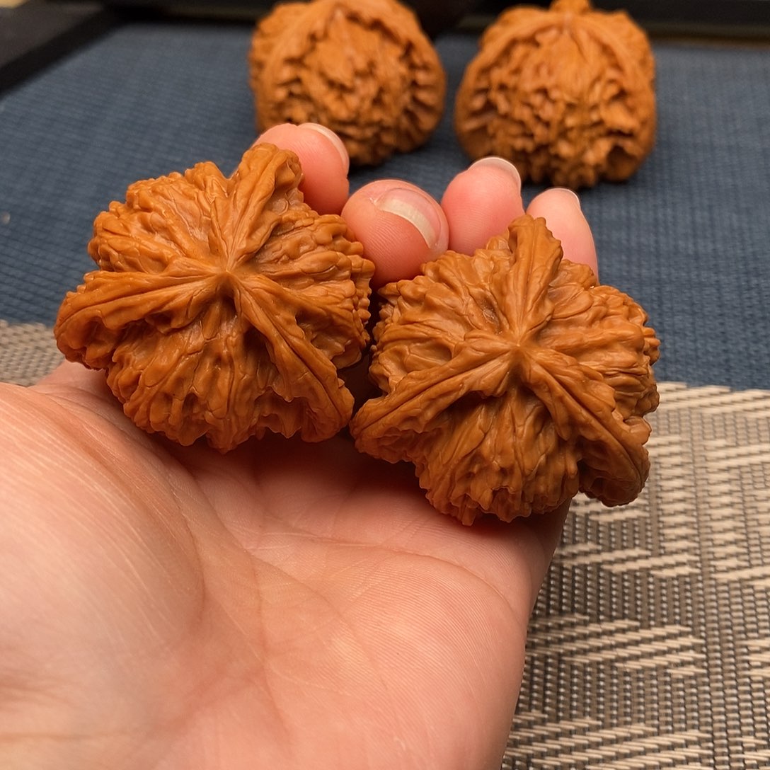 水***墨文玩核桃吊坠三棱