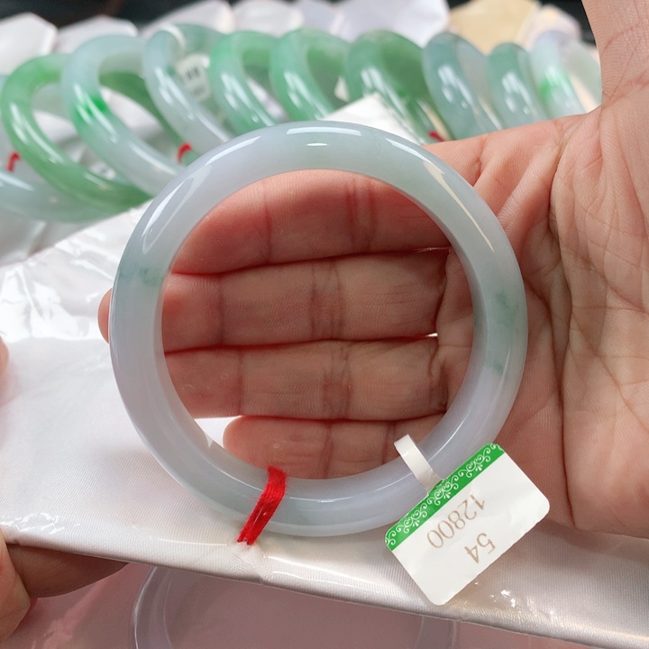 翡翠手镯未镶嵌5454555555