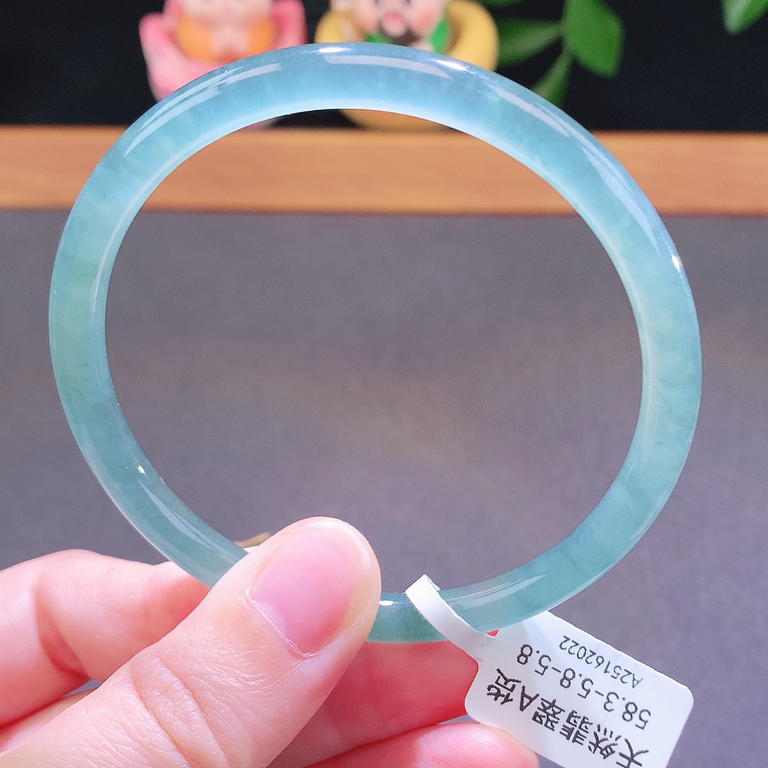 翡翠未镶嵌手镯天然翡翠