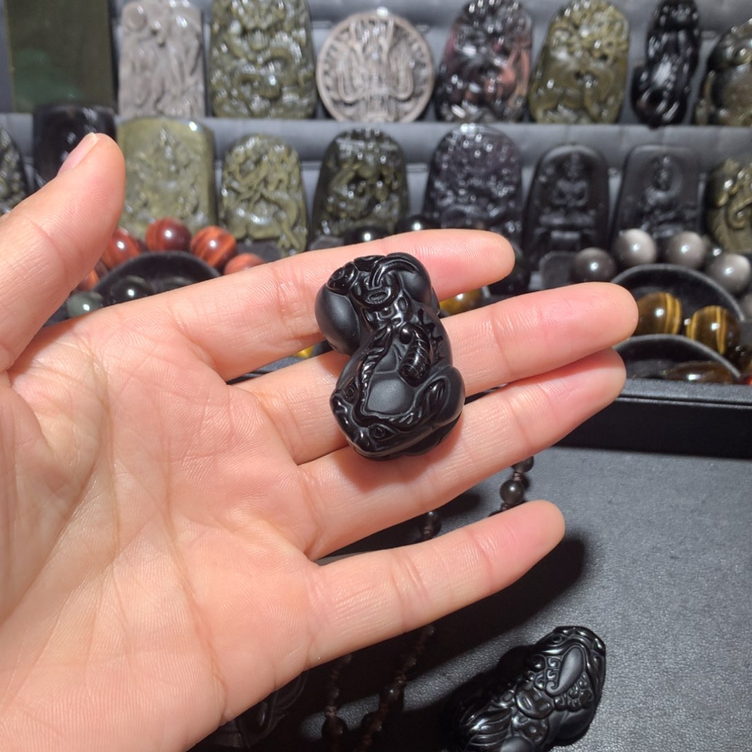 黑曜岩吊坠(不含链)未镶嵌呼*啦