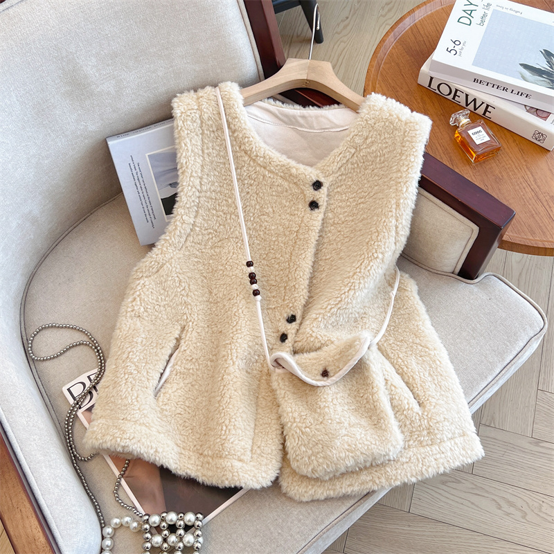 韩系高级感马甲背心秋冬2025新款大码女装胖mm宽松显瘦马夹上衣潮