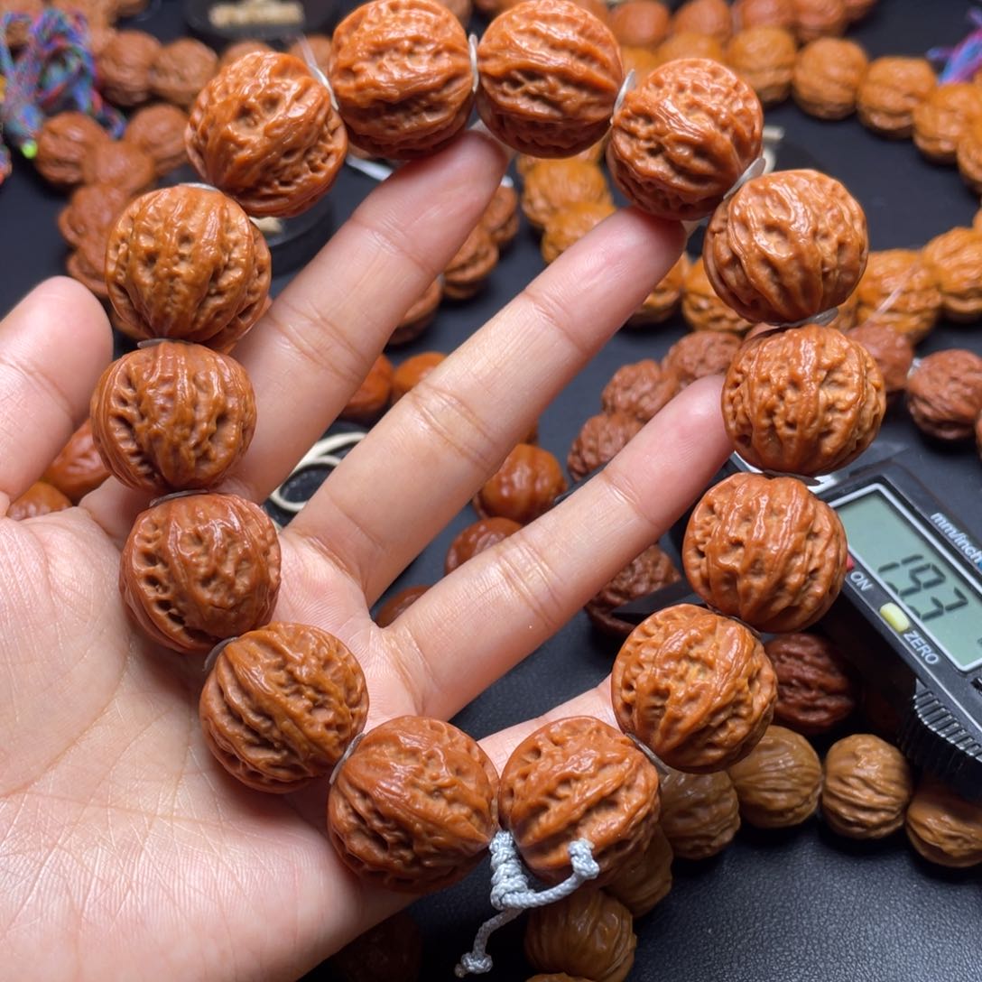 文玩核桃手串粗筋111