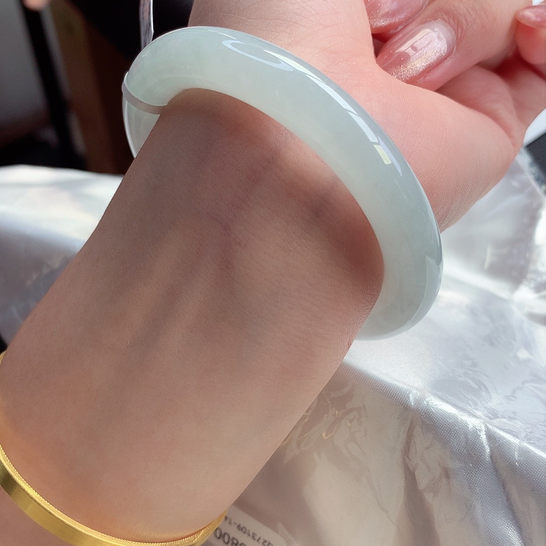 翡翠手镯未镶嵌天然A货翡翠52/53