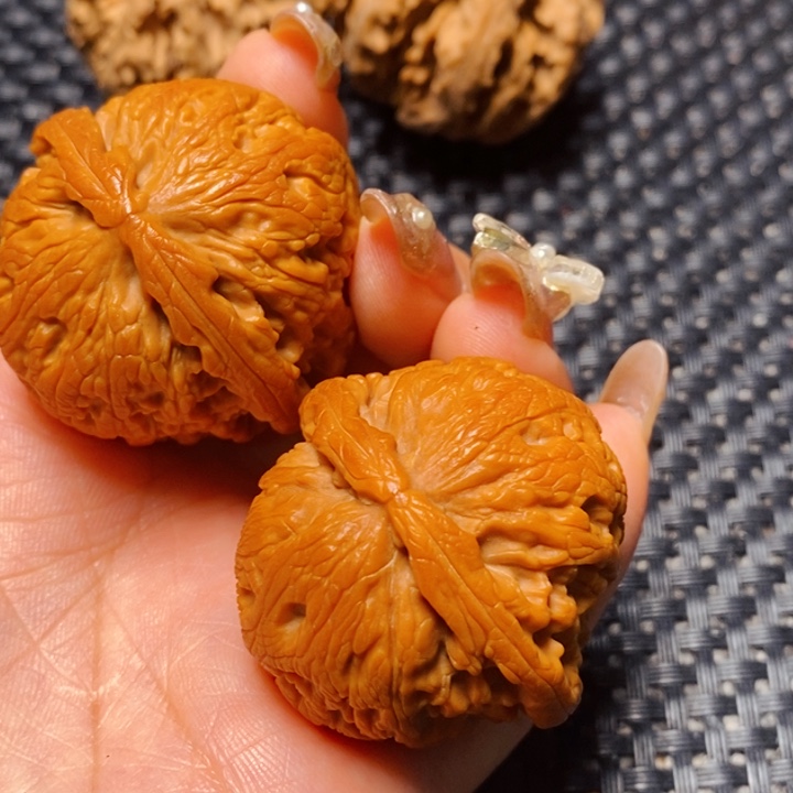 文玩核桃把件秦岭核桃10