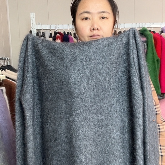 灰色和墨绿色胸围110男款