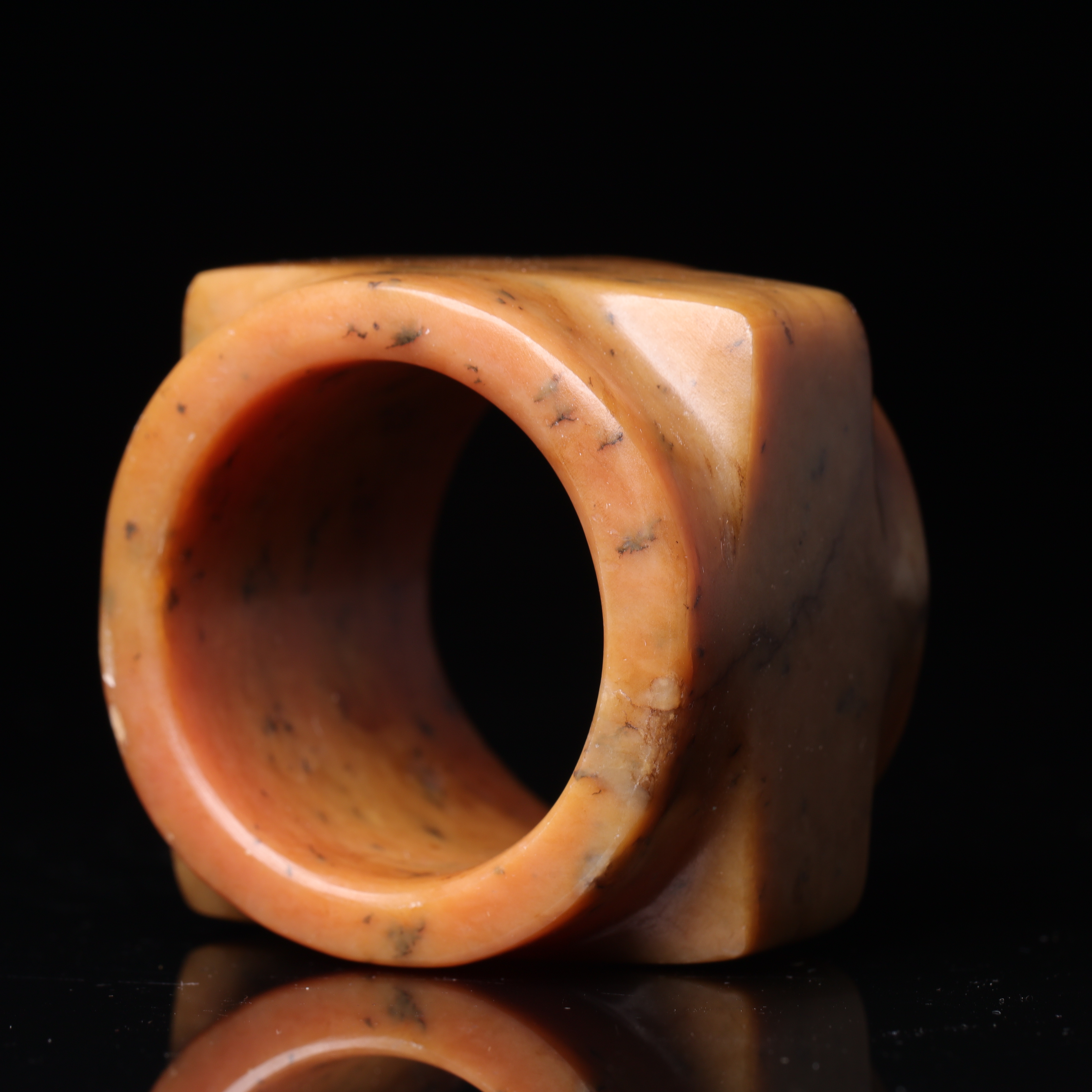 明代二马料素玉琮-LM