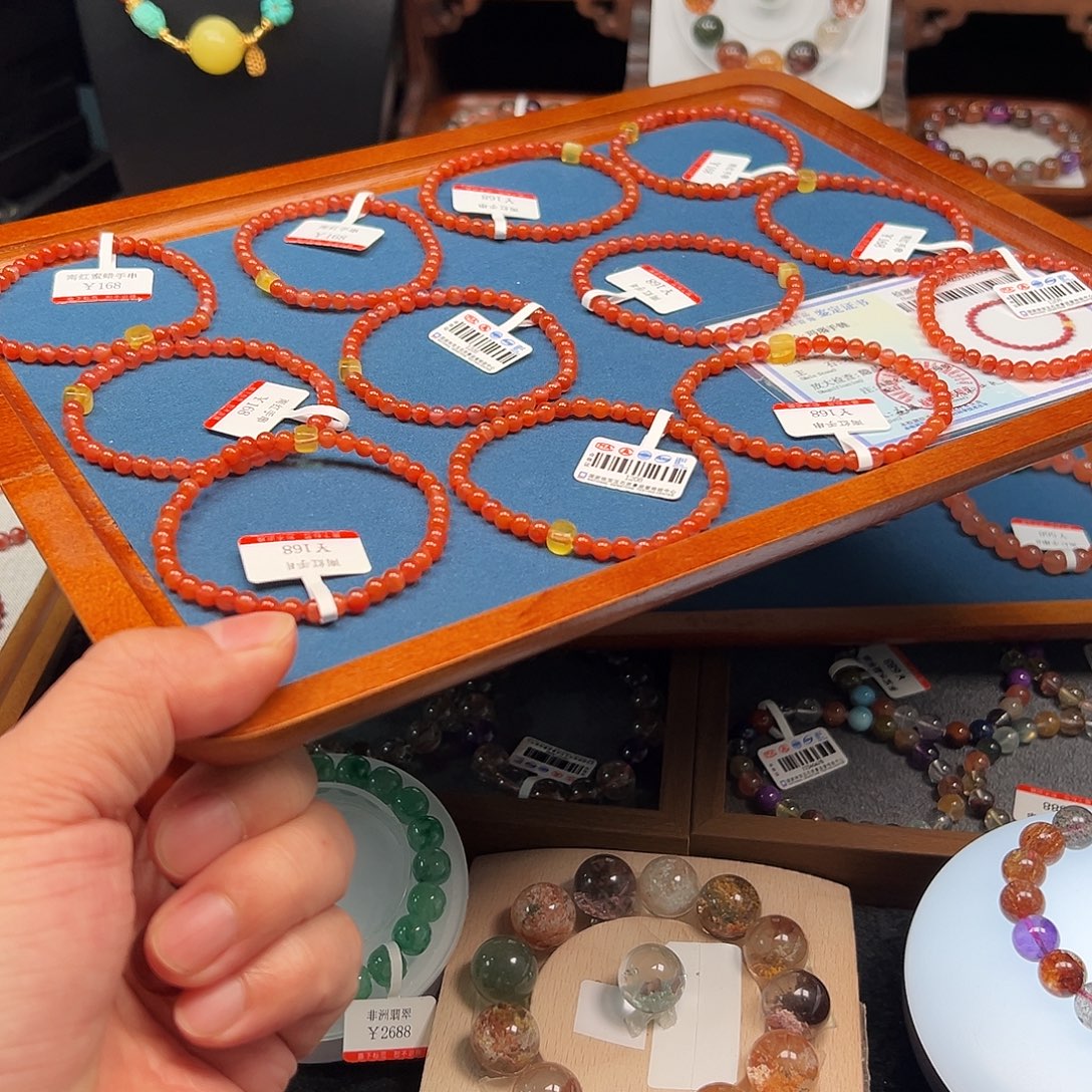 南红玛瑙未镶嵌手链