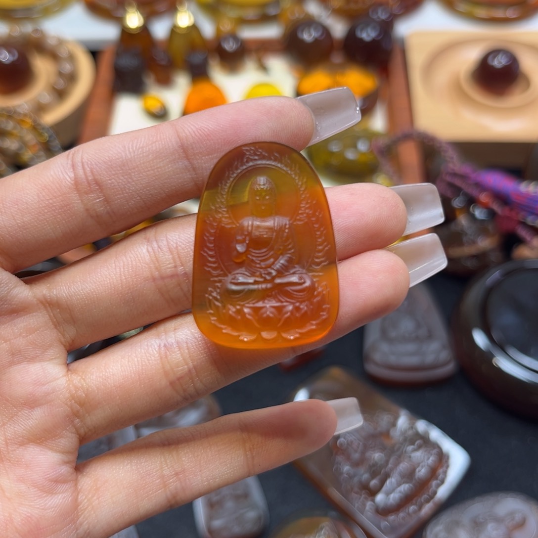 未镶嵌琥珀手镯仙**?吊坠