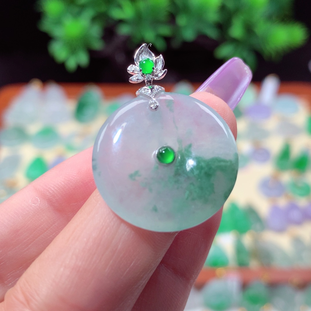 翡翠吊坠(不含链)18K金镶嵌