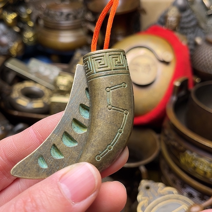 精美铜器批发档口