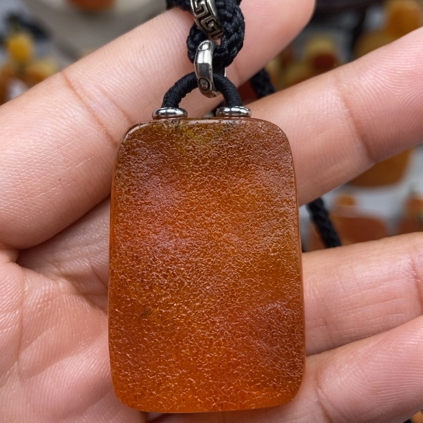 【闪购商品】未镶嵌颈饰琥珀