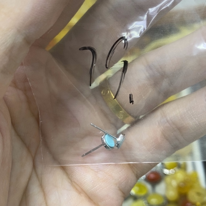 蜜蜡银S925镶嵌裸石耳钉