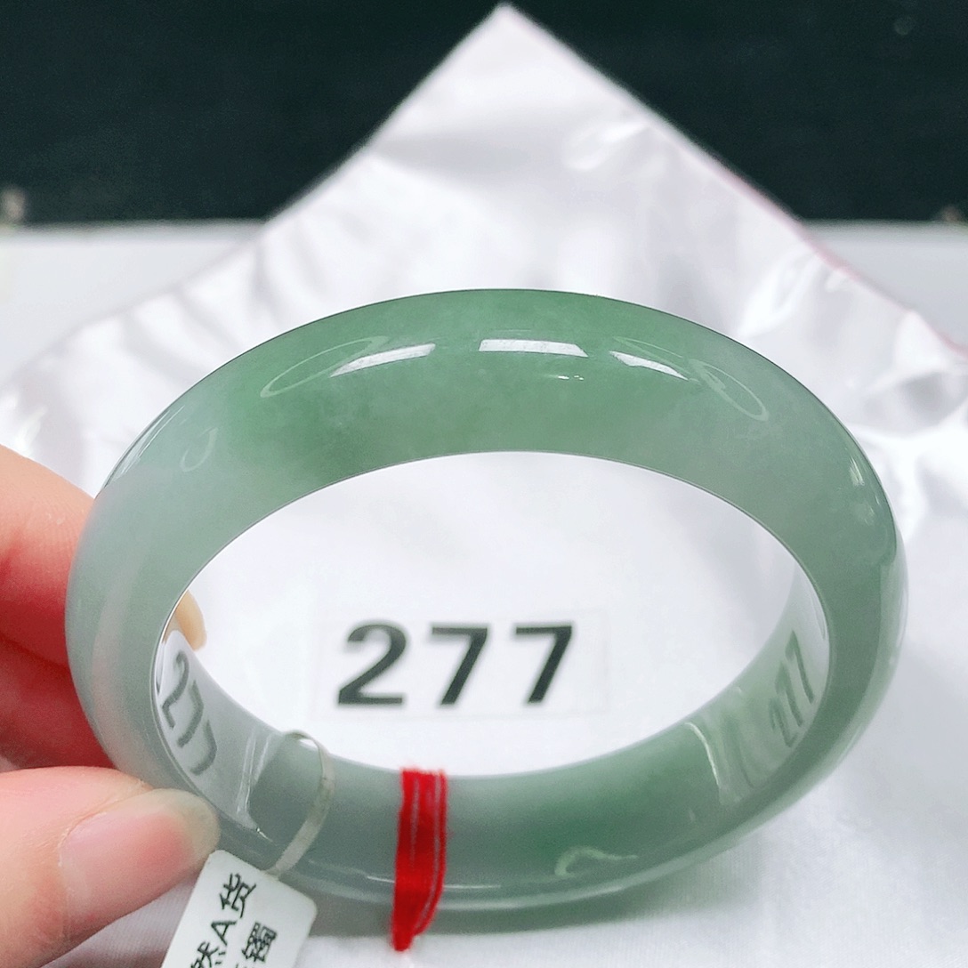 翡翠未镶嵌手镯13 号翡翠手镯