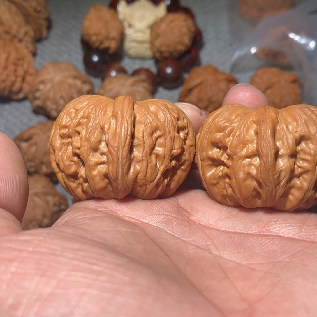 文玩核桃吊坠44元宝