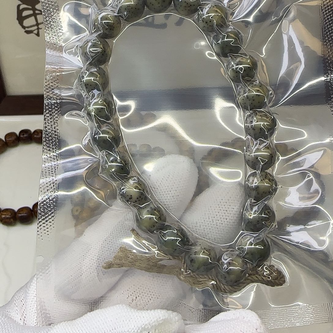 星月菩提手串卡10正圆手持侧留白