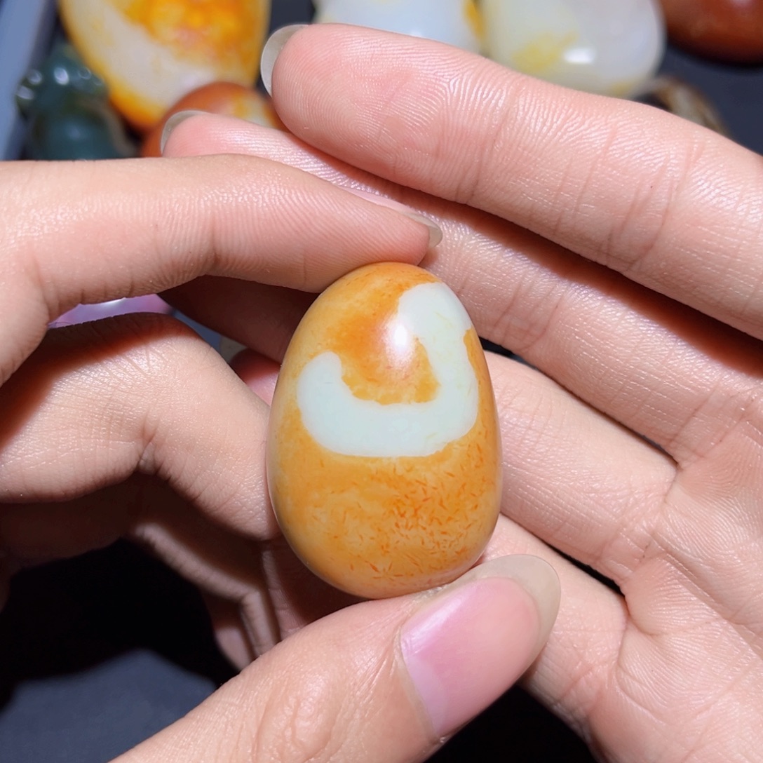 和田玉未镶嵌珠宝奇石