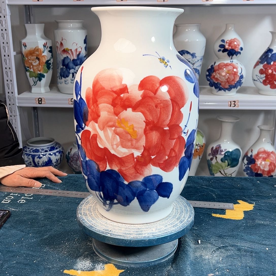 摆件景德镇陶瓷大冬红牡