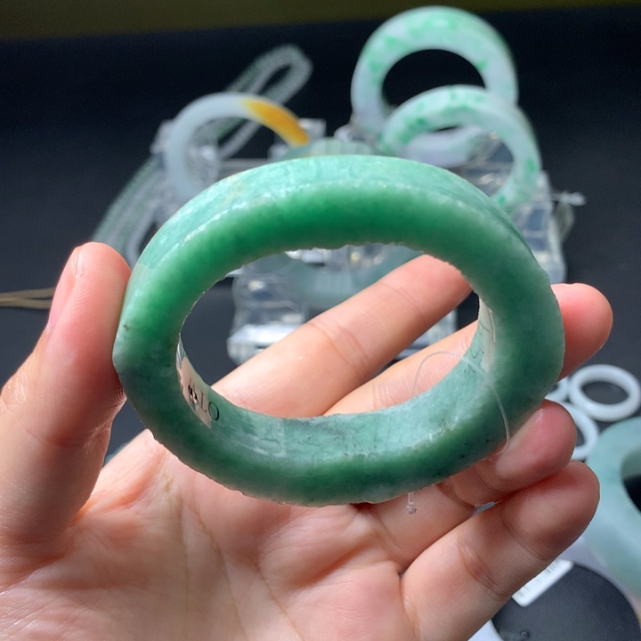 定制翡翠未镶嵌贵妃