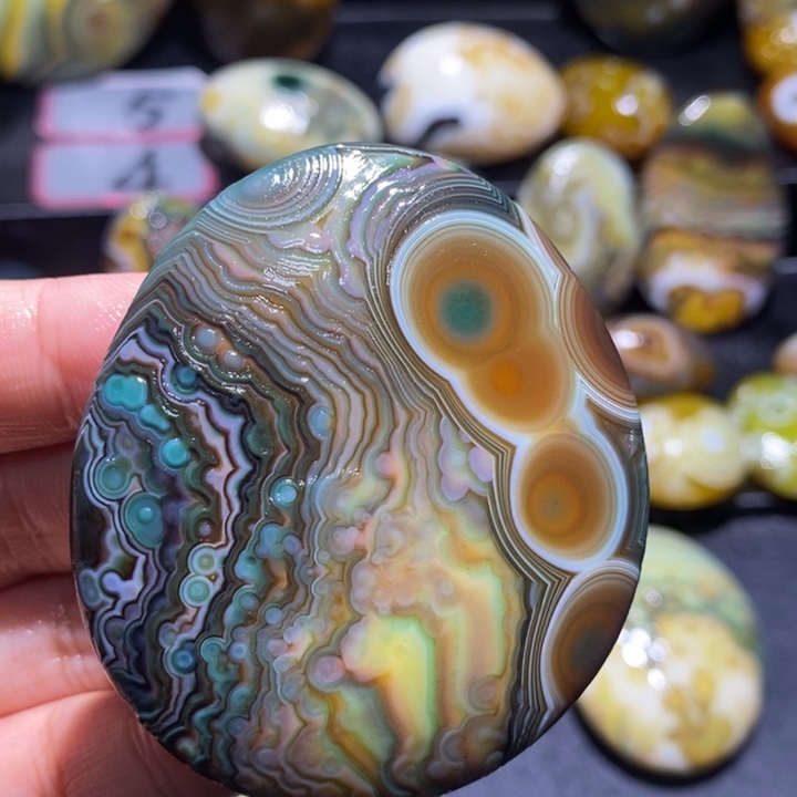 玛瑙/玉髓未镶嵌珠宝奇石78