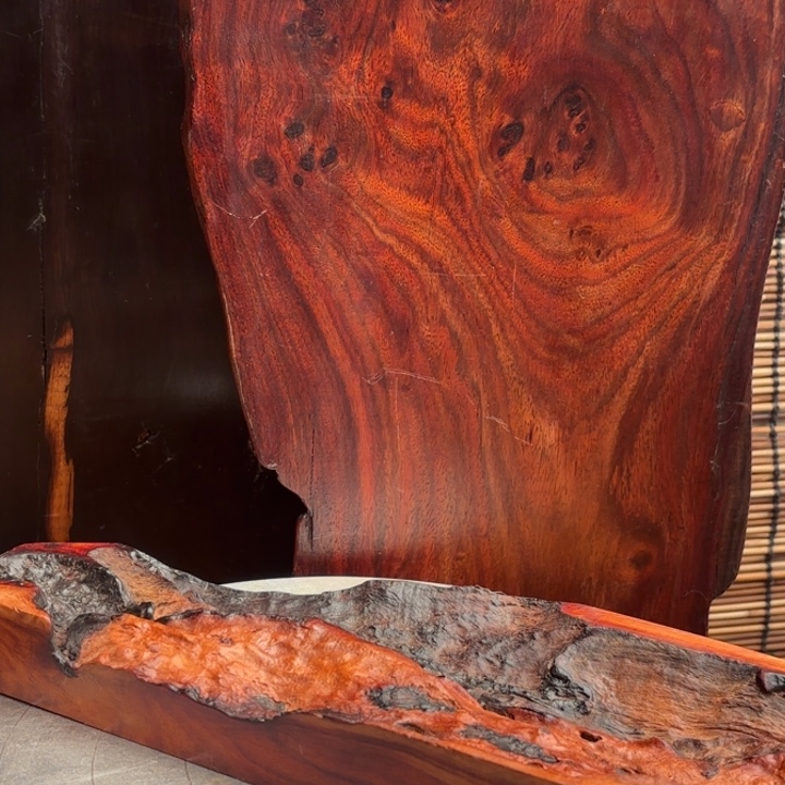 七***八大叶紫檀（黑酸枝木类）