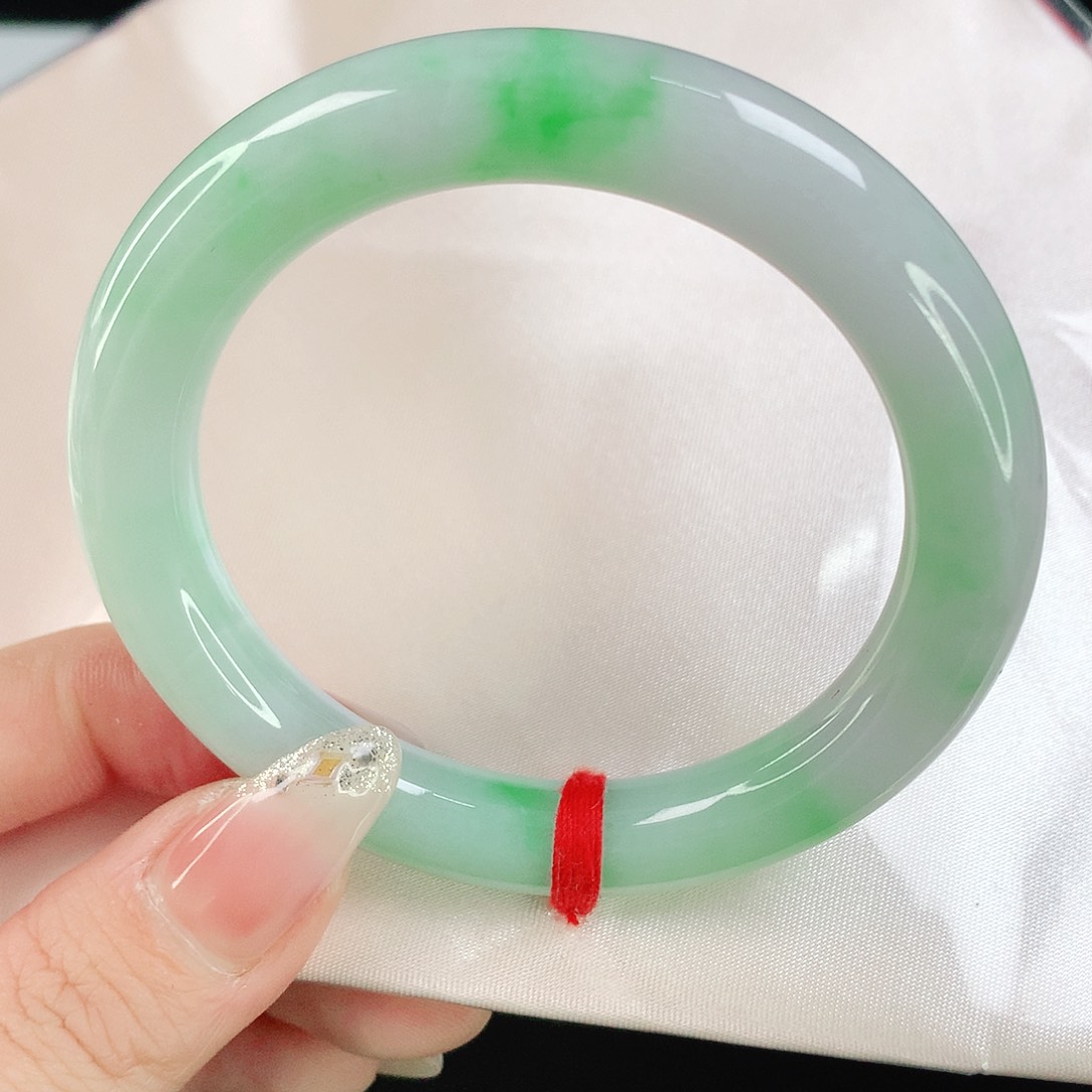 翡翠手镯未镶嵌5128翡翠