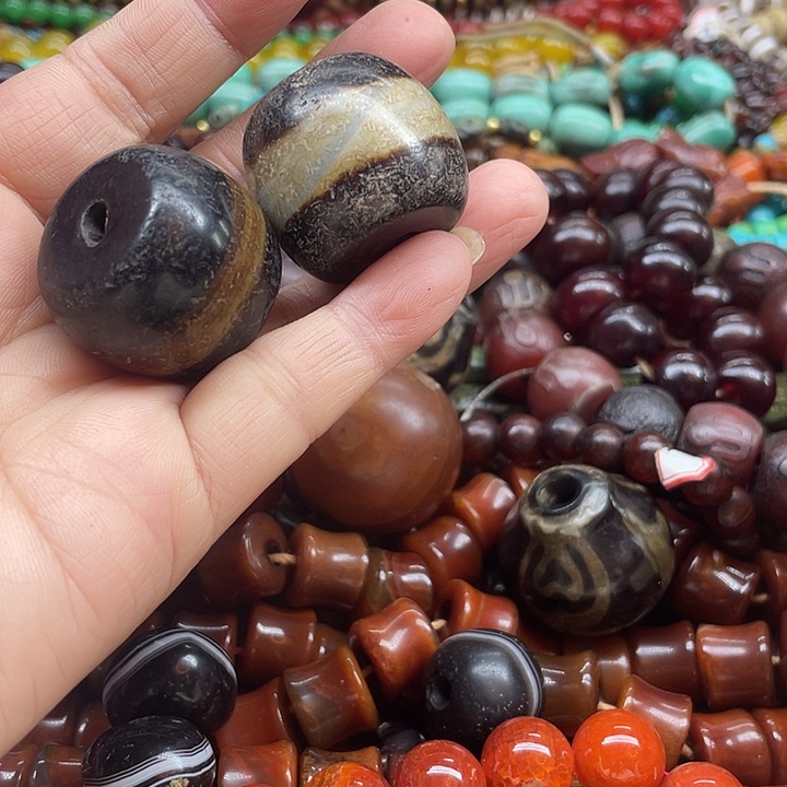 灵***儿玛瑙/玉髓未镶嵌颈饰