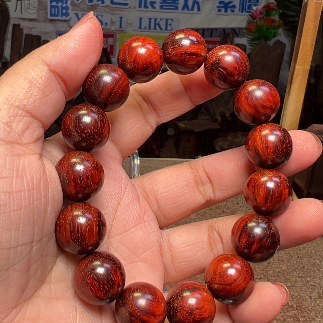 檀香紫檀（小叶紫檀）手串