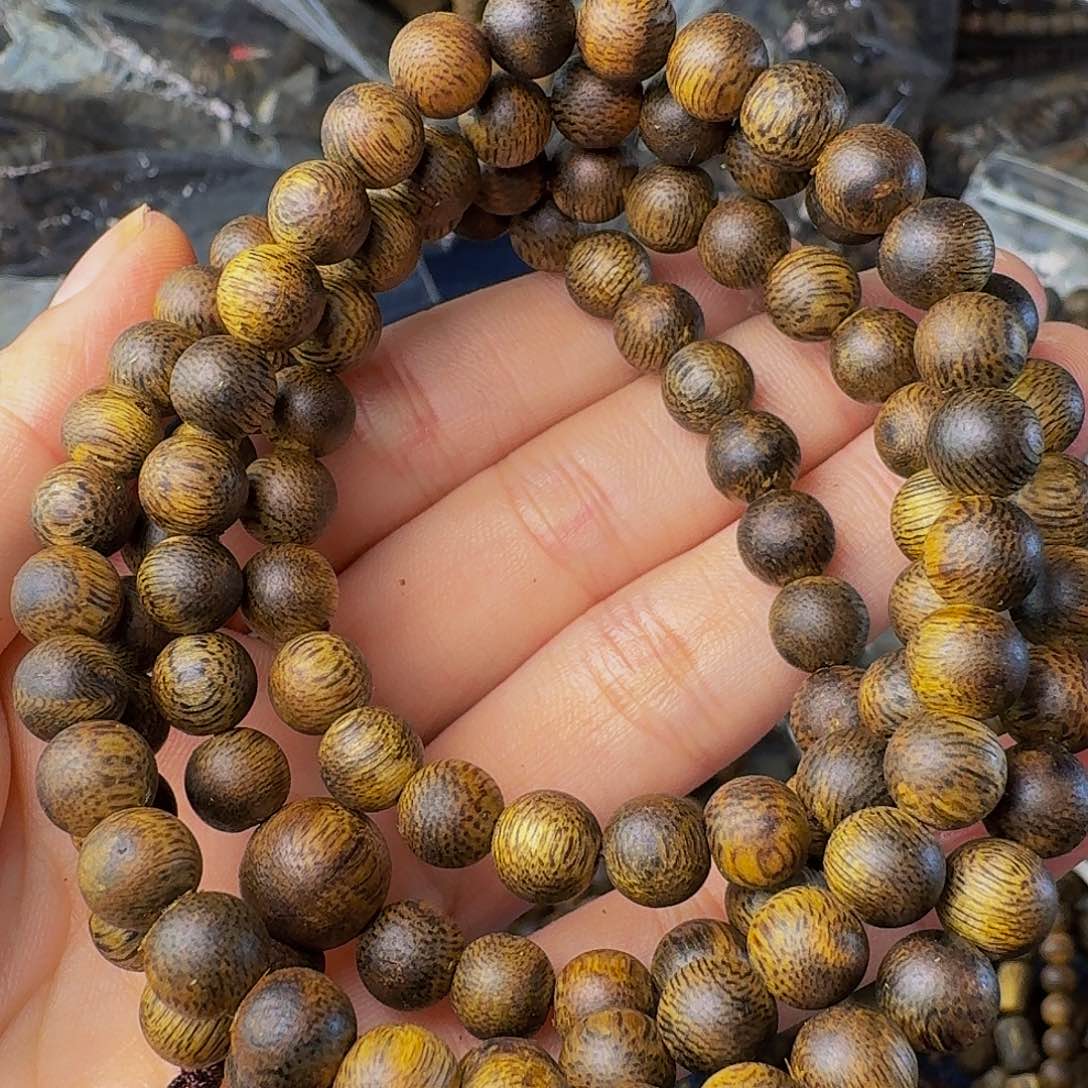 沉香手串老白棋卡七圆珠