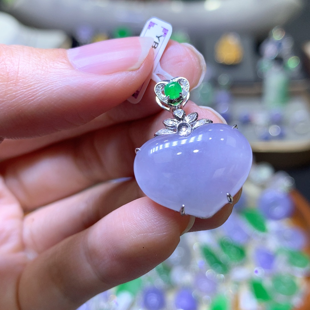 【闪购商品】翡翠颈饰18K金镶嵌翡翠吊坠项链