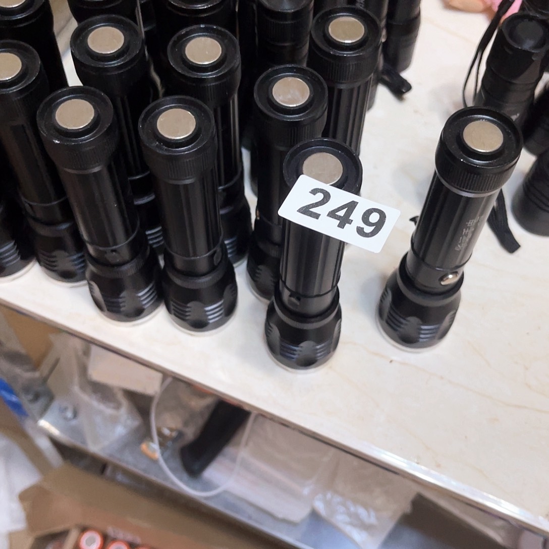 强光定焦手电家用户外249