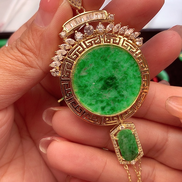 翡翠颈饰银S925镶嵌翡翠