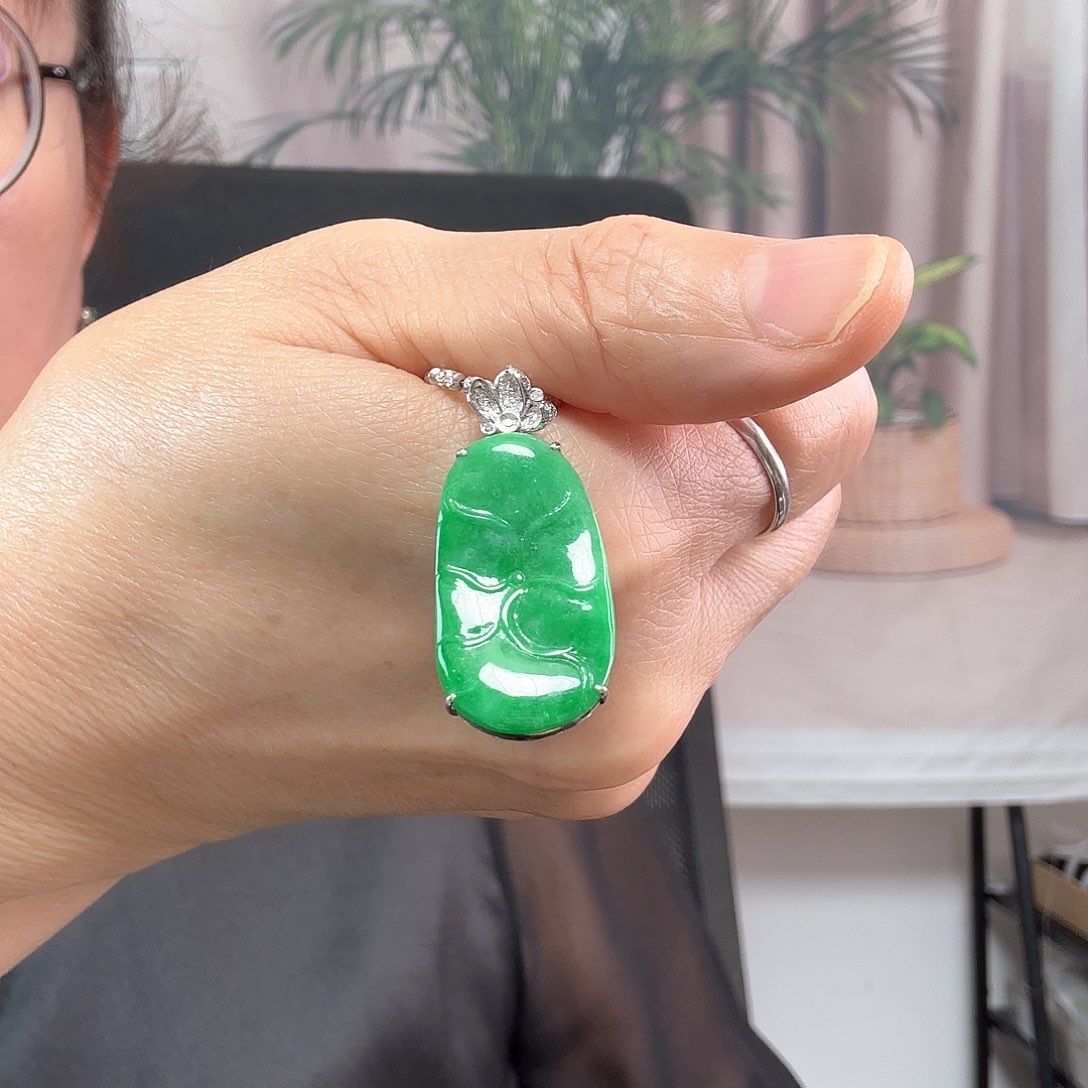 翡翠颈饰18K金镶嵌和和美美