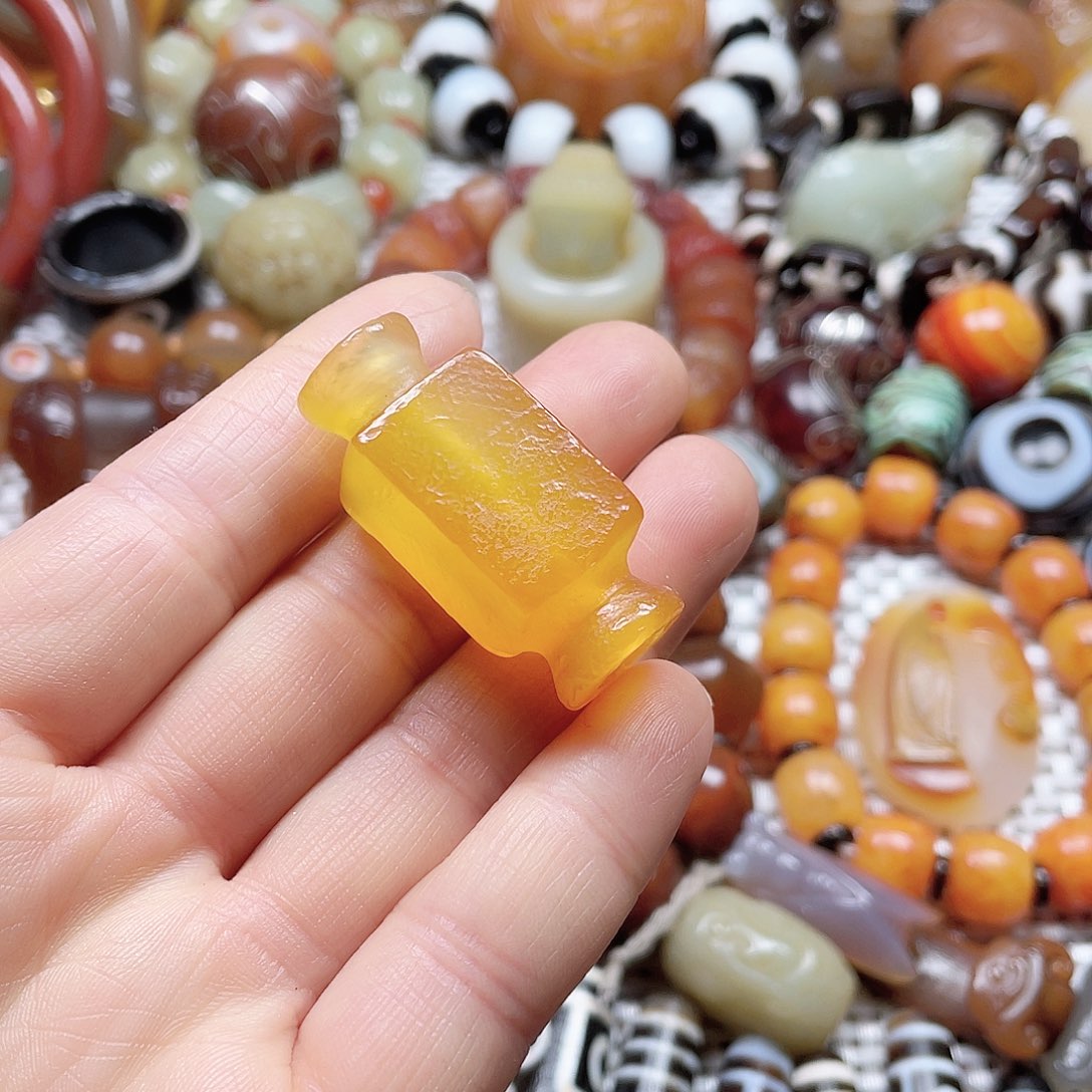 玛瑙/玉髓挂件未镶嵌