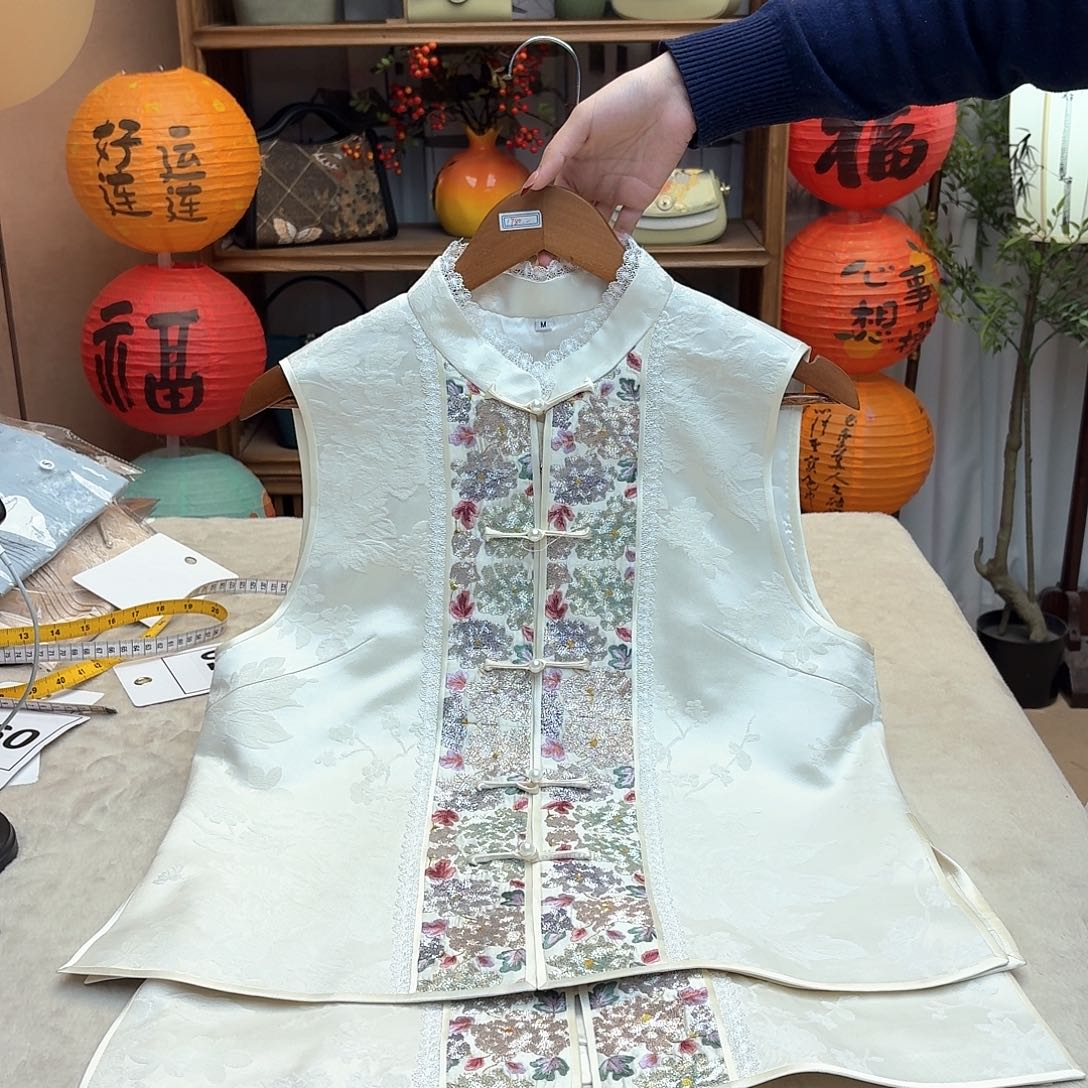 刺绣98胸围对襟马甲