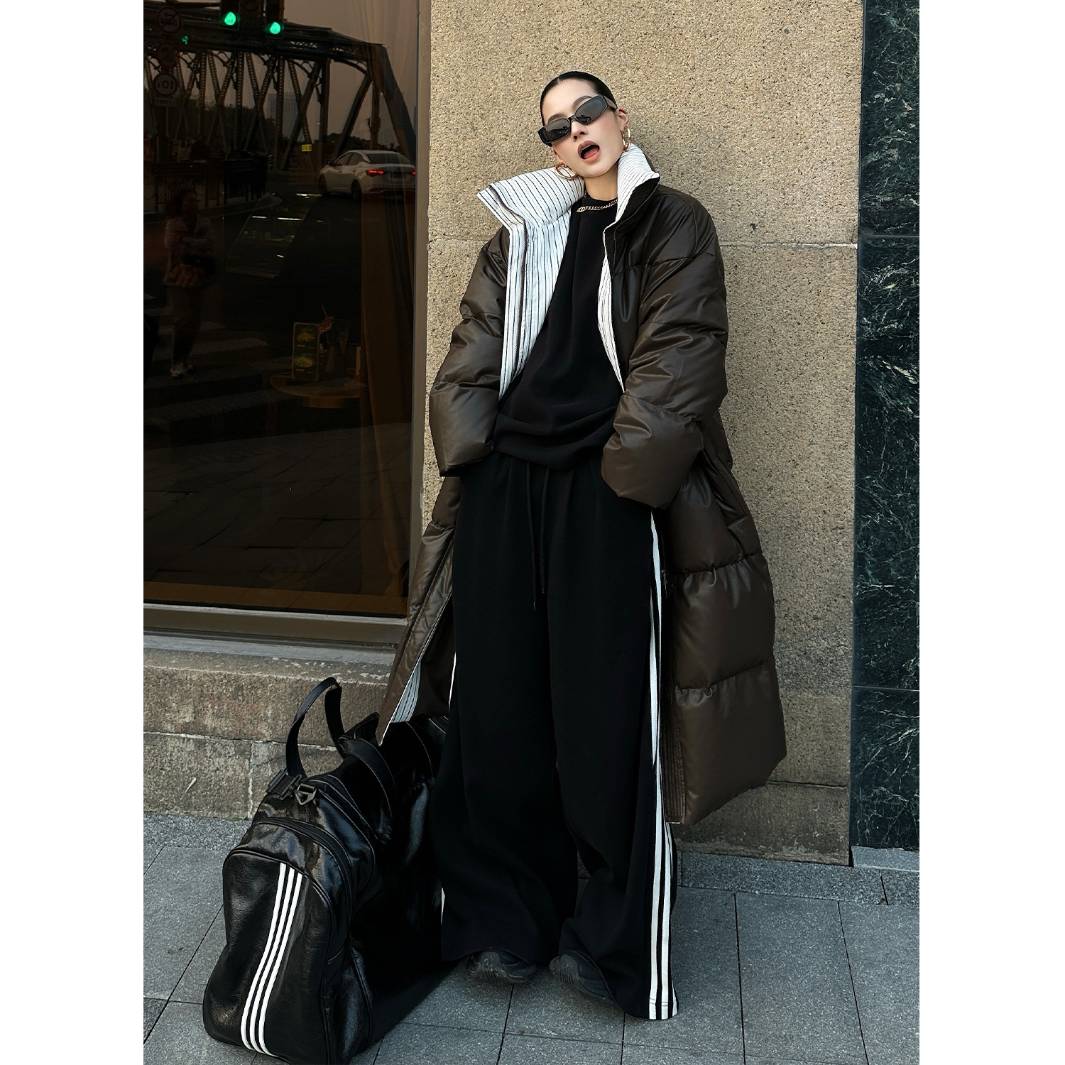 【素雅】冬季新款时髦立领条纹设计长款保暖羽绒服外套