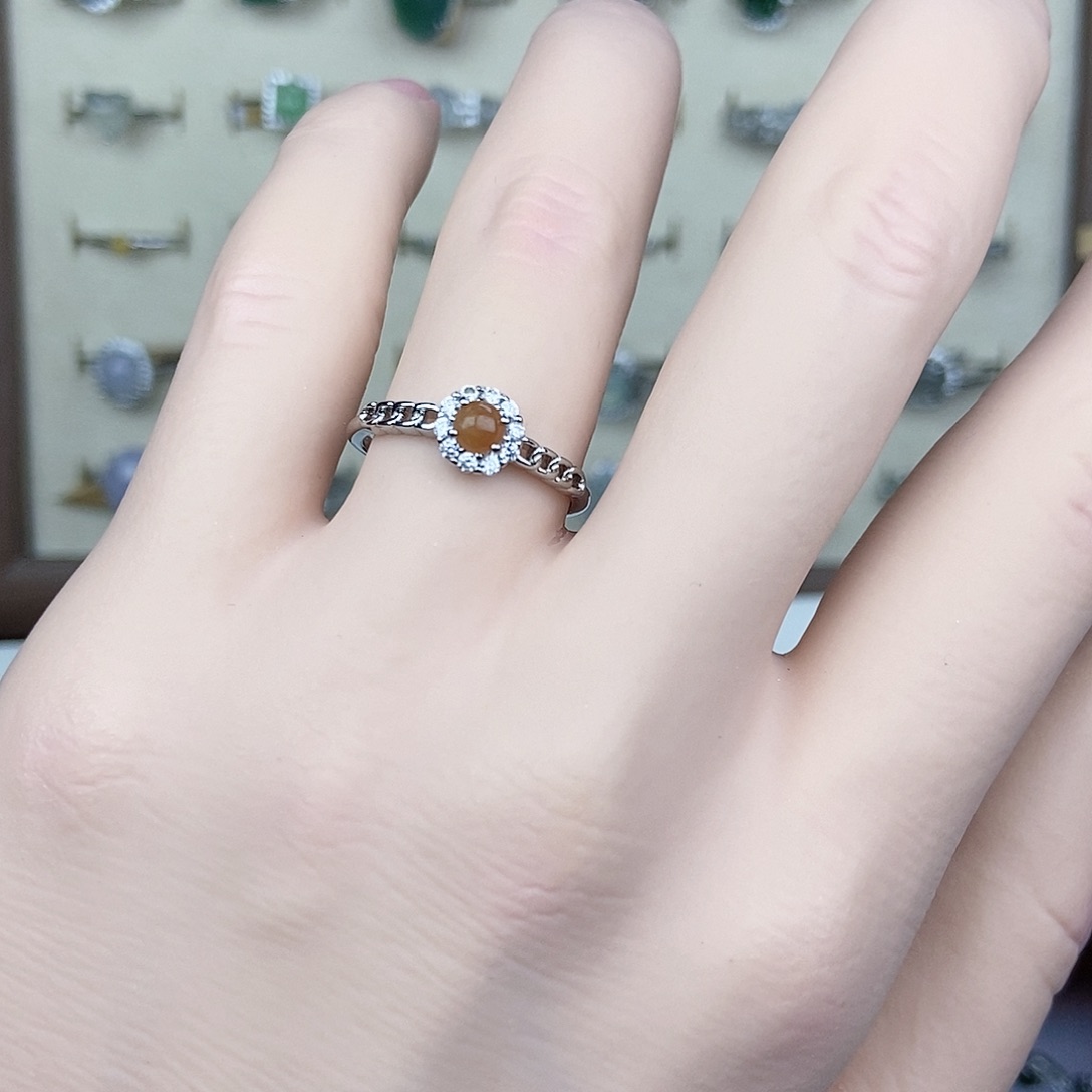 南***k翡翠未镶嵌戒指红翡