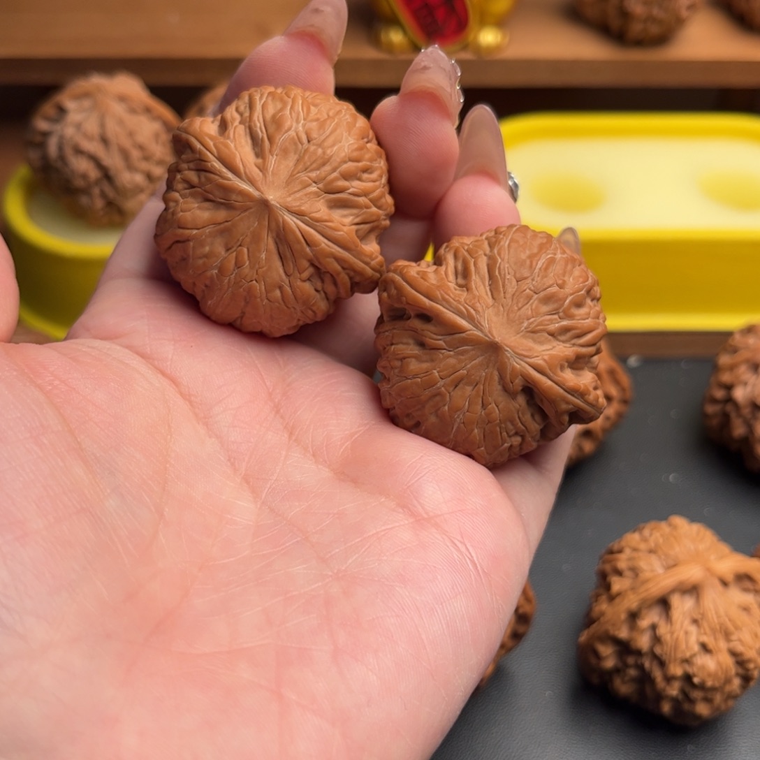 文玩核桃把件铁锤40全